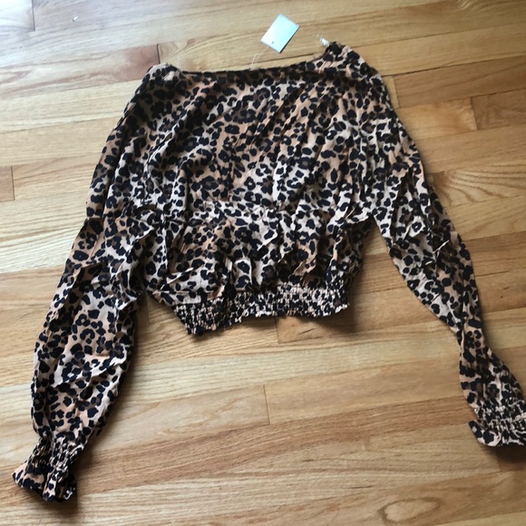 NWT Charlotte Russe Crop Top - Picture 3 of 3